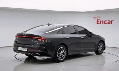 Kia K5 2022, 131434 км, за 9715.11 USD