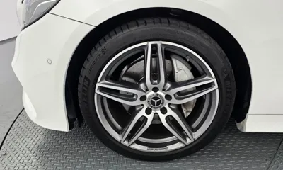 Mercedes-Benz E-Class 2019, 112978 км, за 18175.91 USD