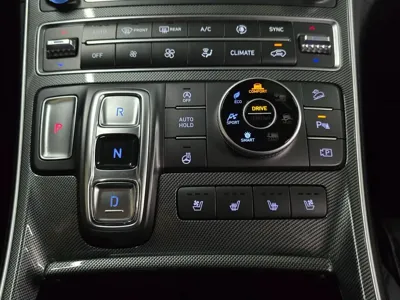 Hyundai Santafe 2022, 44150 км, за 16935.8 USD - фото 14