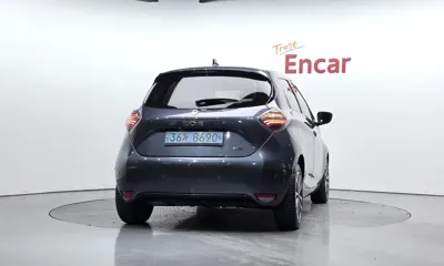 Renault-KoreaSamsung Zoe 2021, 90151 км, за 8450.88 USD