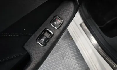 Mercedes-Benz E-Class 2016, 81529 км, за 9706.85 USD - фото 19