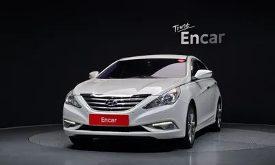Hyundai Sonata 2014, 145939 км, за 3413.42 USD