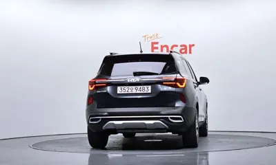 Kia Seltos 2023, 33323 км, за 12899.03 USD