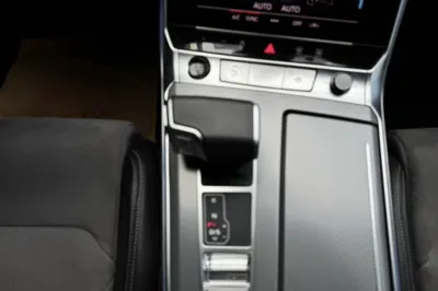Audi A6L 2024, 50500 км, за 38022 USD - фото 25