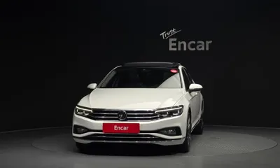 Volkswagen Passat 2021, 108509 км, за 14586.18 USD