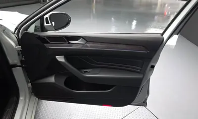 Volkswagen Passat 2021, 108509 км, за 14495.58 USD - фото 24