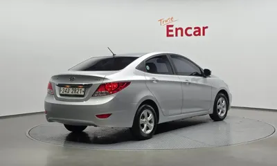Hyundai Accent 2012, 60729 км, за 3445.36 USD