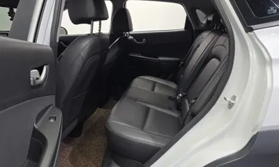 Hyundai Kona 2018, 141152 км, за 8093.35 USD - фото 11