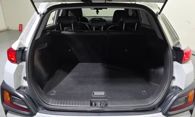 Hyundai Kona 2018, 141152 км, за 8093.35 USD - фото 20