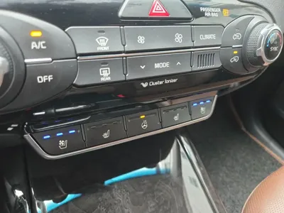 Kia Sorento 2017, 98824 км, за 9507.06 USD - фото 19