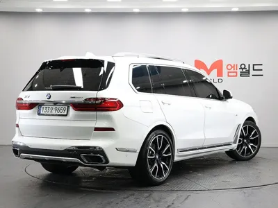 BMW X7 2022, 58110 км, за 55840.84 USD