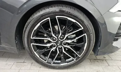 Kia K5 2020, 83683 км, за 12943.51 USD