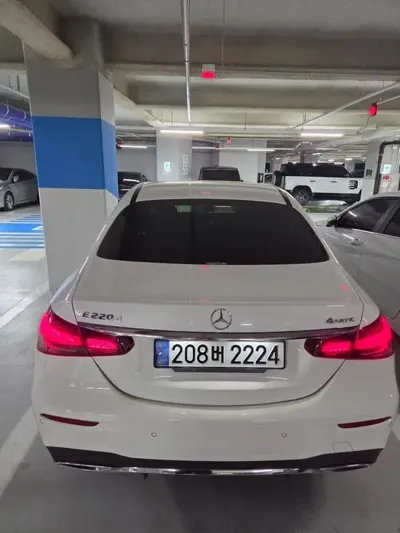 Mercedes-Benz E-Class 2022, 94781 км, за 33940.05 USD