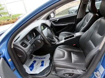 Volvo V60 2016, 219656 км, за 3255.84 USD
