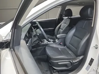 Kia Niro 2020, 96795 км, за 9386.9 USD - фото 11