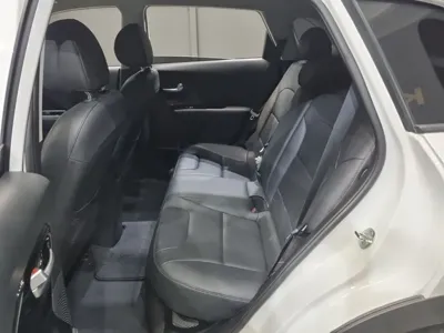 Kia Niro 2020, 96795 км, за 9386.9 USD - фото 12
