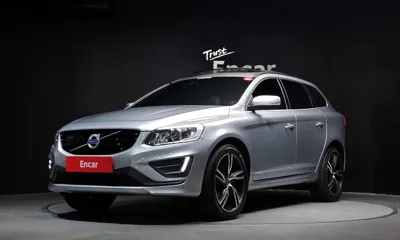 Volvo XC60 · 2017 год