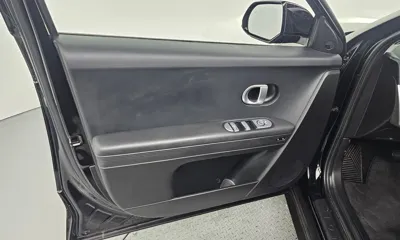 Hyundai Ioniq5 2023, 93654 км, за 18721.96 USD - фото 24