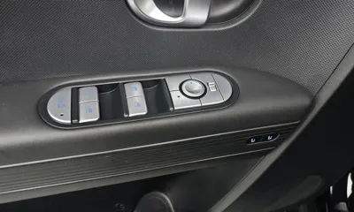 Hyundai Ioniq5 2023, 93654 км, за 18721.96 USD - фото 29
