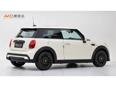MINI MINI 2022, 28000 км, за 15936.39 USD