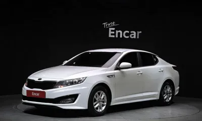 Kia K5 · 2012 год