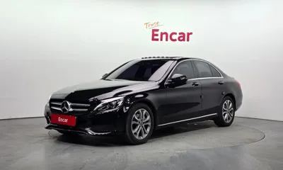 Mercedes-Benz C-Class · 2018 год