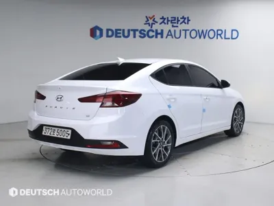 Hyundai Avante 2020, 72900 км, за 7947.89 USD