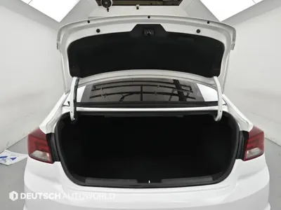 Hyundai Avante 2020, 72900 км, за 7944.26 USD - фото 19