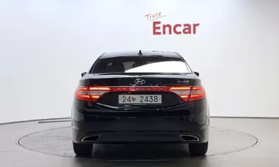 Hyundai Grandeur 2014, 147655 км, за 3503.31 USD