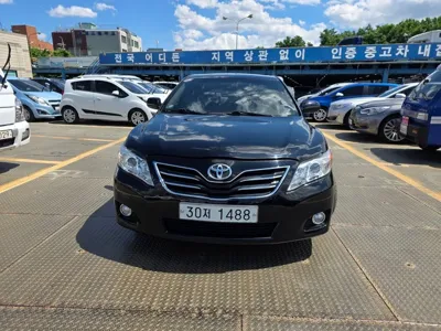 Toyota Camry · 2011 год