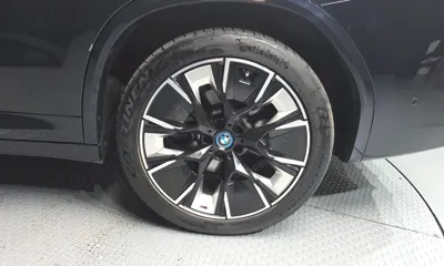 BMW iX3 2023, 34248 км, за 34201.97 USD - фото 21