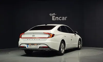 Hyundai Sonata 2020, 77608 км, за 11009.78 USD