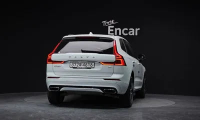 Volvo XC60 2021, 65354 км, за 22203.88 USD