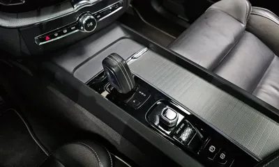 Volvo XC60 2021, 65354 км, за 22203.88 USD - фото 9