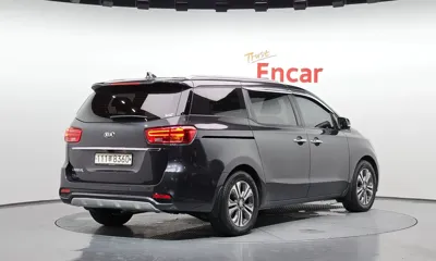 Kia Canival 2020, 61387 км, за 10307.23 USD
