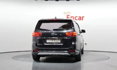 Kia Canival 2020, 61387 км, за 10307.23 USD