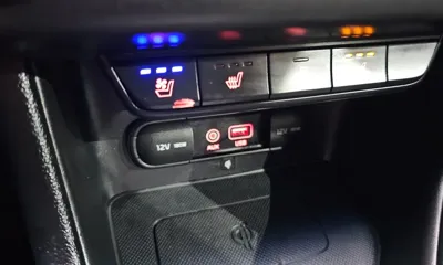 Kia Sportage 2016, 114025 км, за 6435.67 USD - фото 12