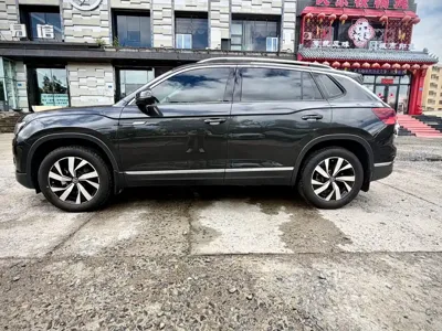 Volkswagen Tayron 2022, 42000 км, за 21159.1 USD - фото 8
