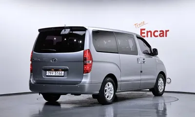 Hyundai Starex 2016, 50637 км, за 7351.98 USD