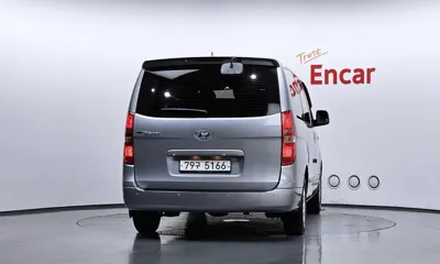 Hyundai Starex 2016, 50637 км, за 7351.98 USD