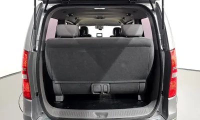 Hyundai Starex 2016, 50637 км, за 7351.98 USD - фото 17