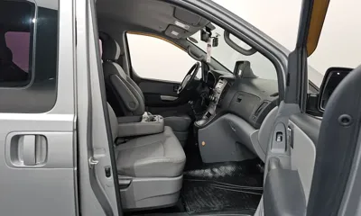 Hyundai Starex 2016, 50637 км, за 7351.98 USD - фото 26