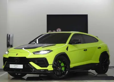 Lamborghini Urus · 2024 год