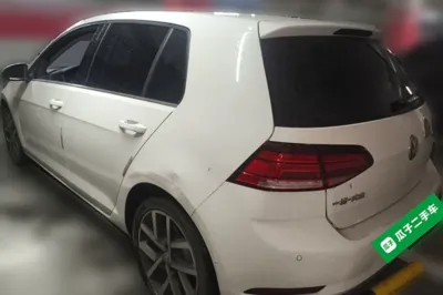 Volkswagen Golf 2020, 42500 км, за 10063 USD