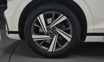 Genesis GV70 2025, 14568 км, за 41026.65 USD