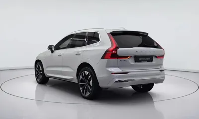 Volvo XC60 2026, 1408 км, за 48859.96 USD