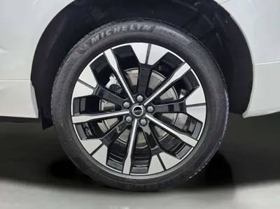 Volvo XC60 2026, 1408 км, за 48859.96 USD