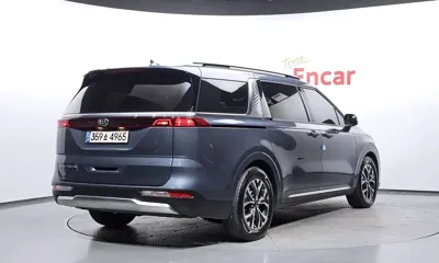 Kia Canival 2021, 126354 км, за 16092.7 USD