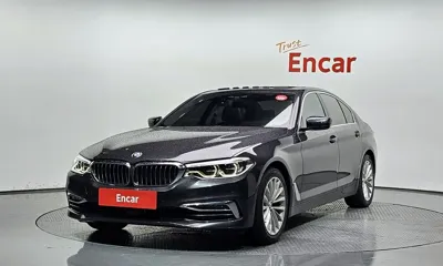 BMW 5-Series · 2019 год