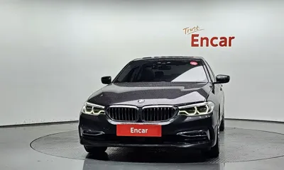 BMW 5-Series 2019, 86291 км, за 15370.46 USD